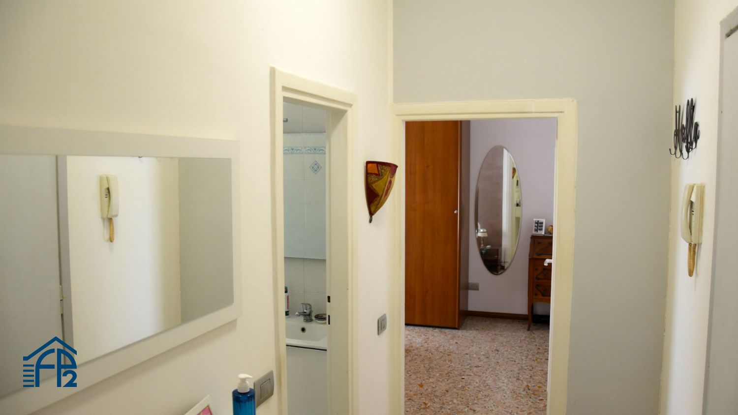 Bilocale con balcone