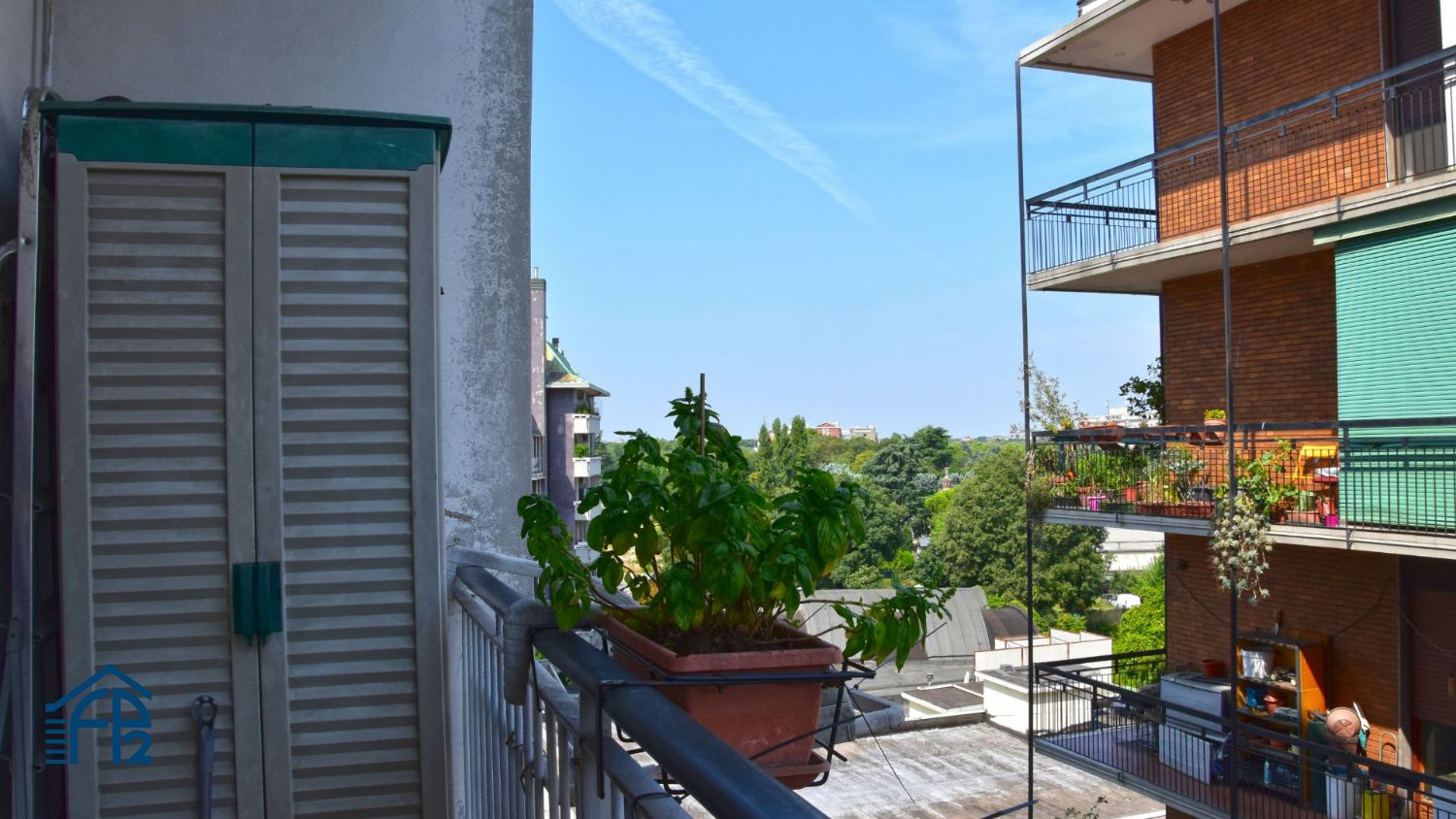 Ampio trilocale con cucina abitabile