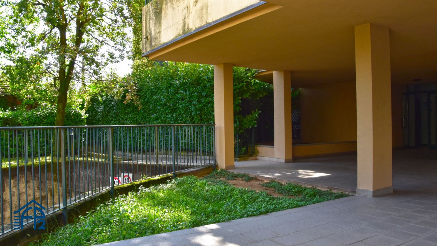 Trilocale con giardino