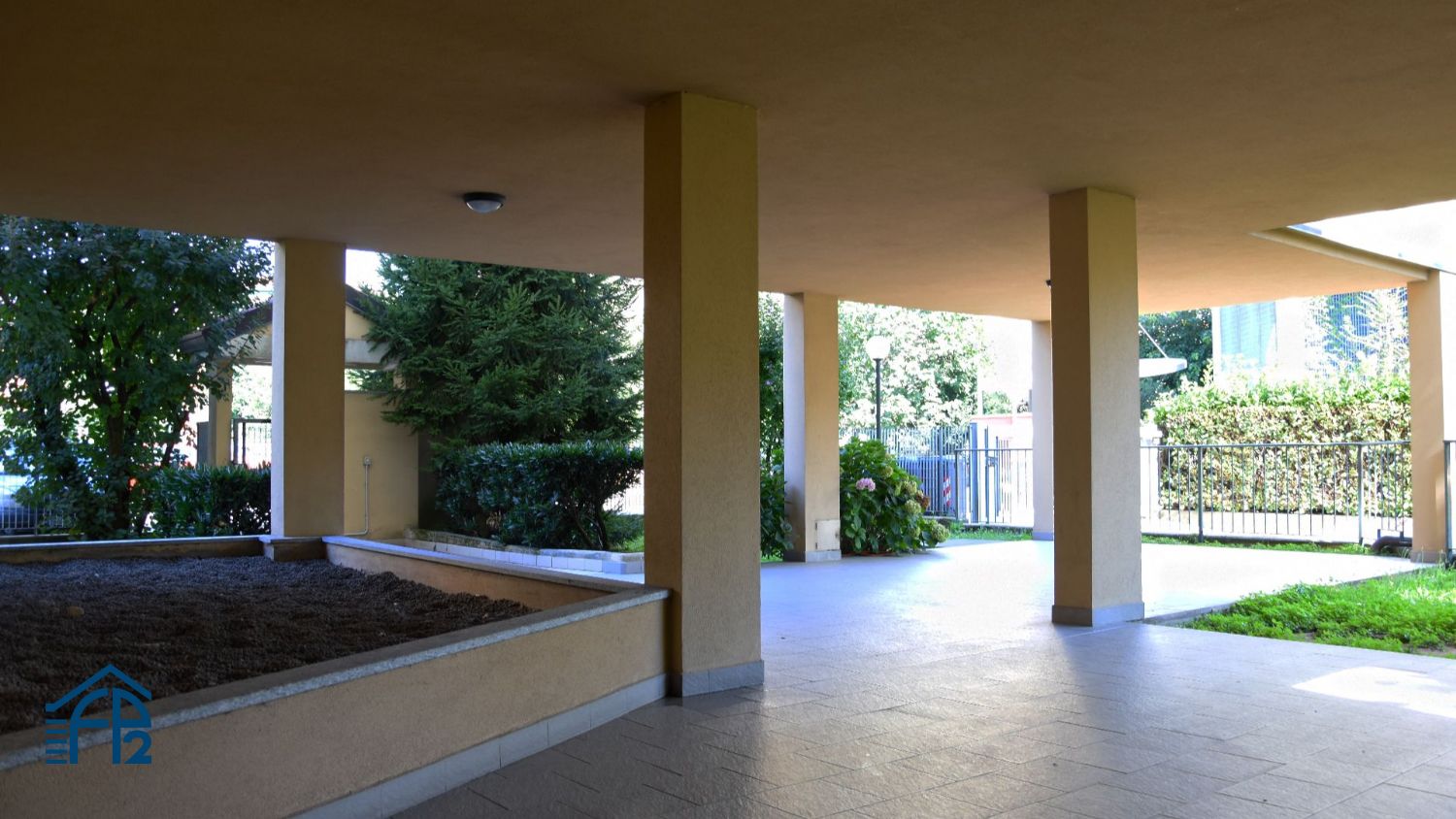 Trilocale con giardino