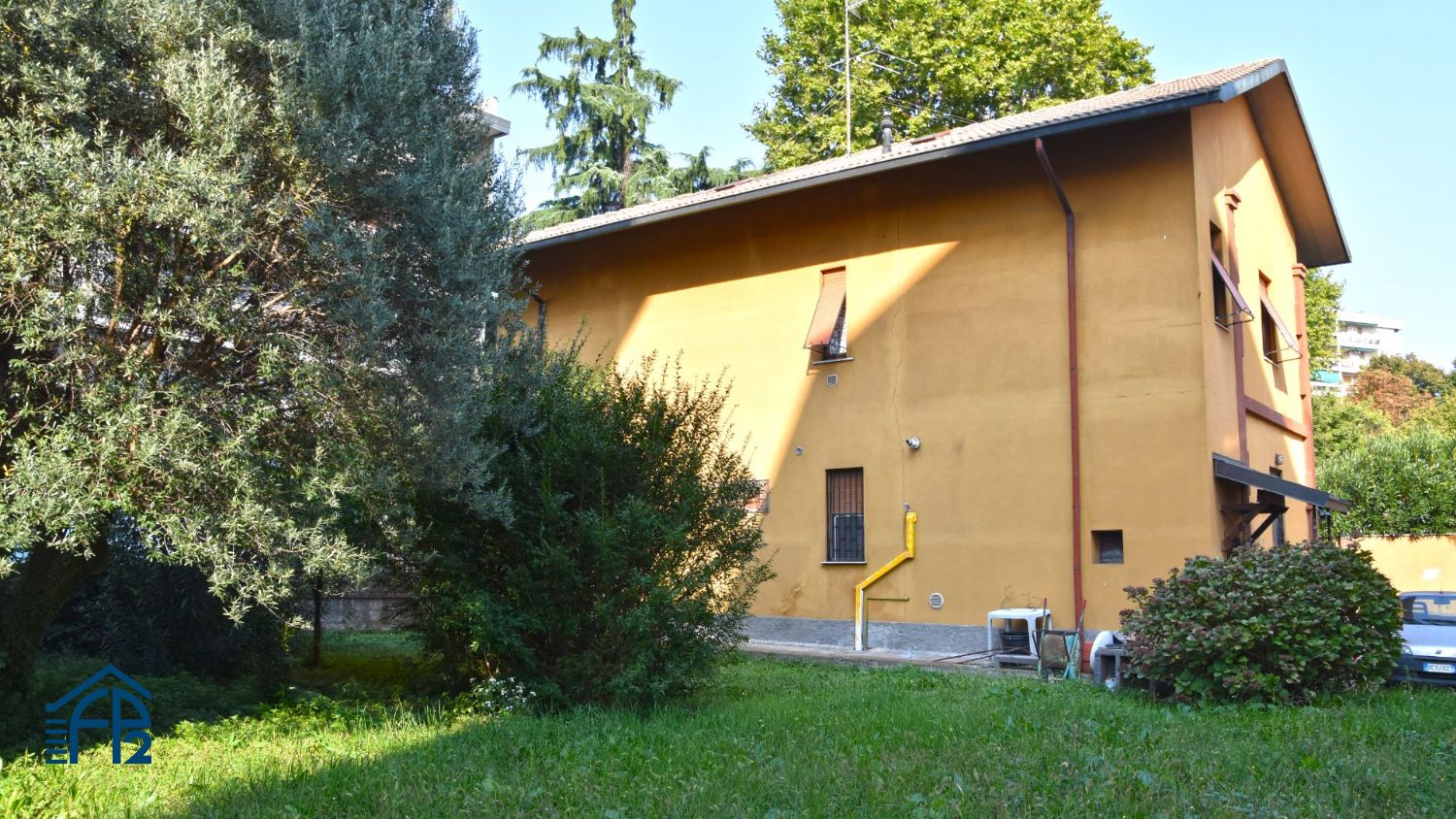 Villa con Giardino