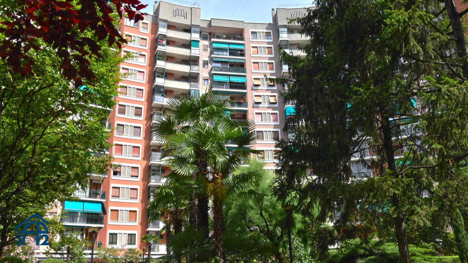 Trilocale Panoramico in Stabile Signorile