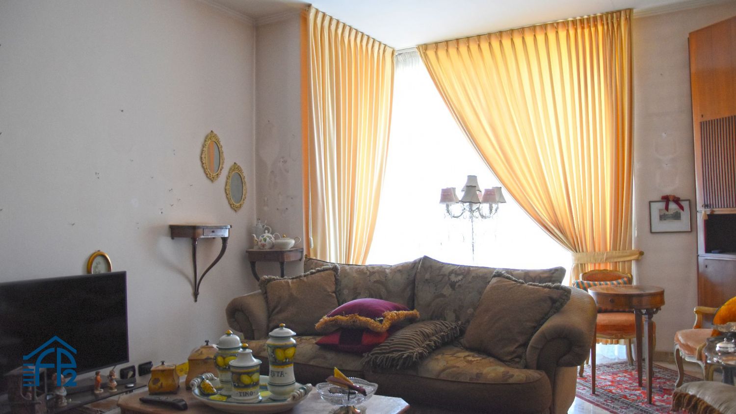 Quadrilocale panoramico in stabile signorile