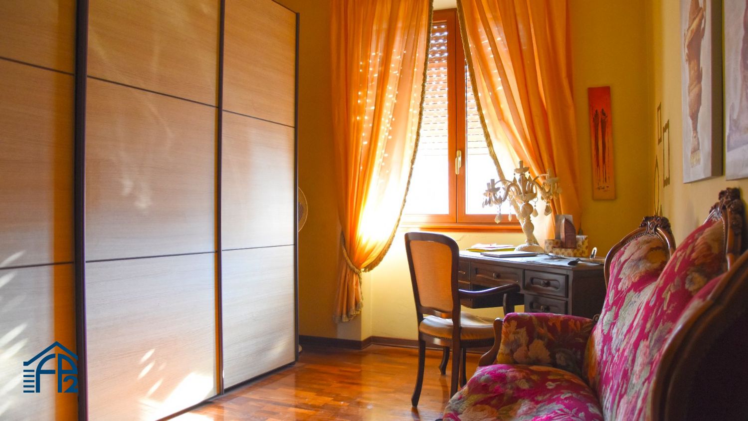 Quadrilocale panoramico in stabile signorile