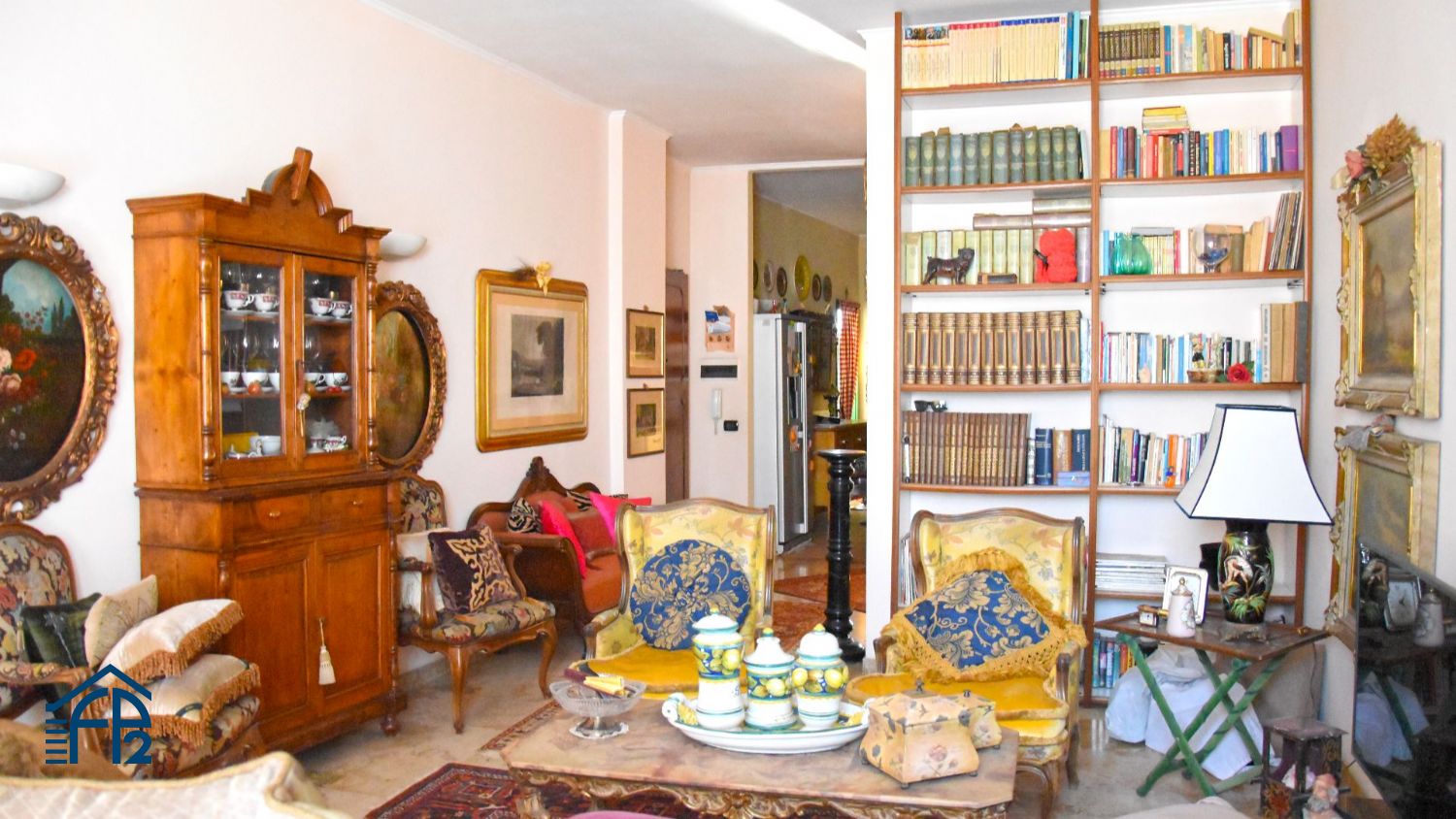 Quadrilocale panoramico in stabile signorile