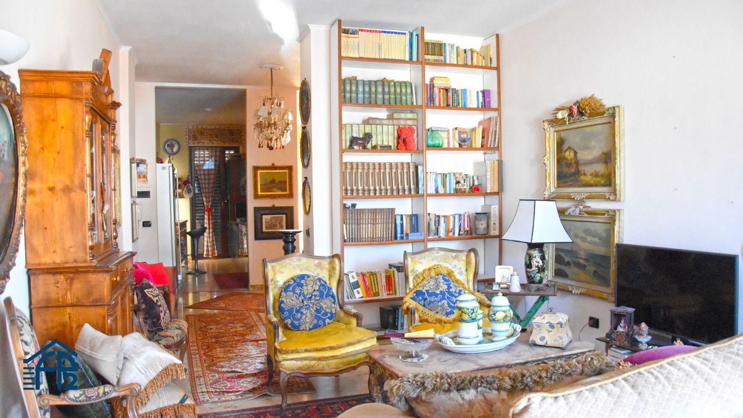 Quadrilocale panoramico in stabile signorile