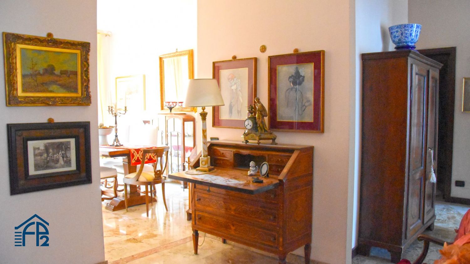 Quadrilocale panoramico in stabile signorile