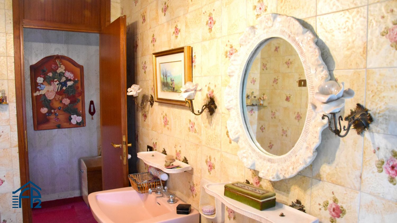 Casa Indipendente con Locale Commerciale