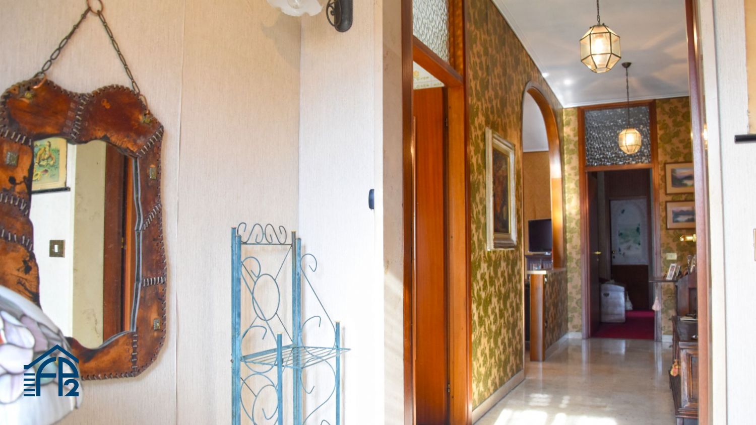 Casa Indipendente con Locale Commerciale