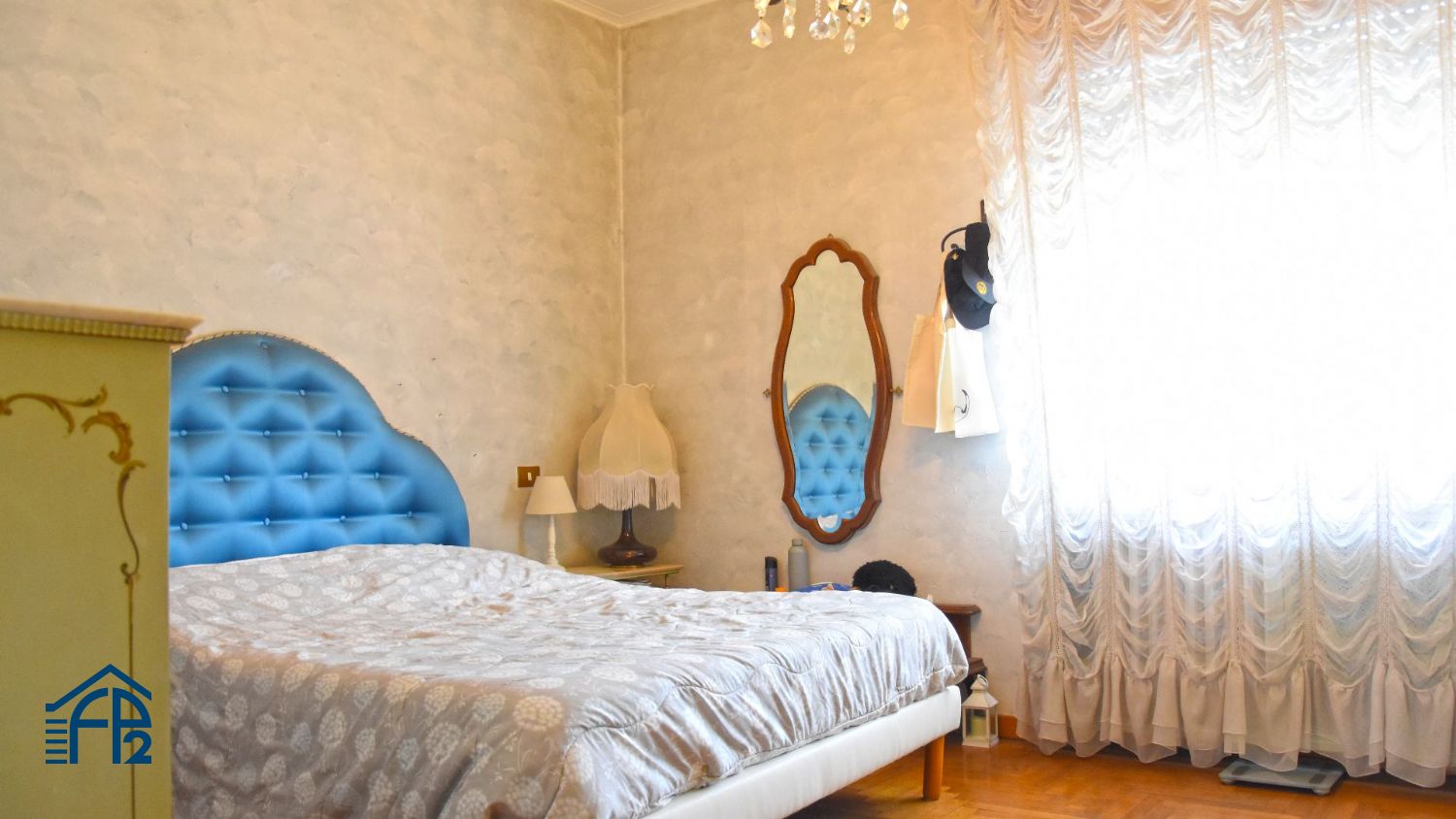 Casa Indipendente con Locale Commerciale