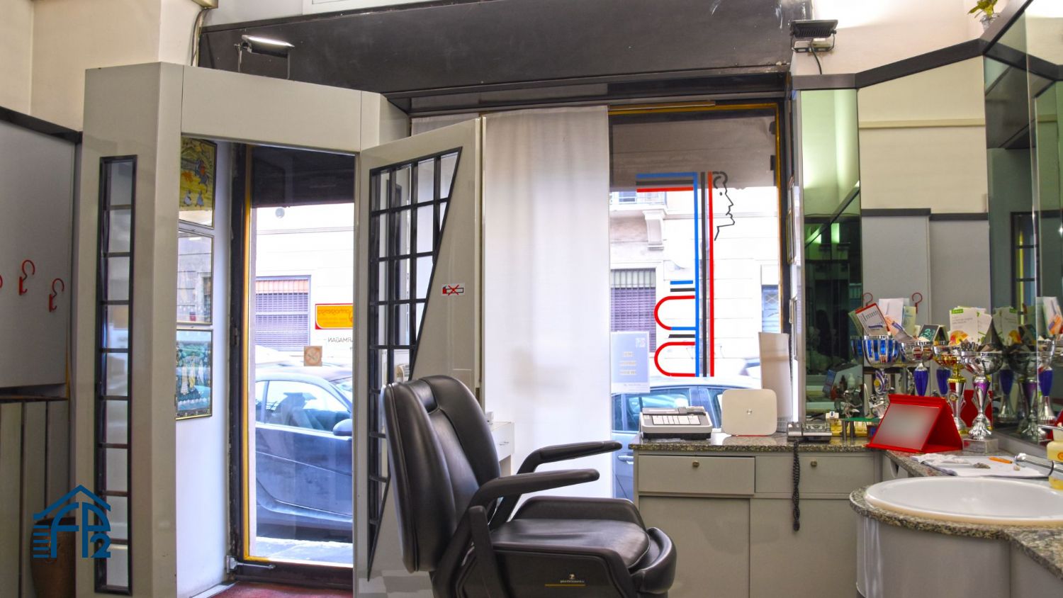 Negozio con una vetrina