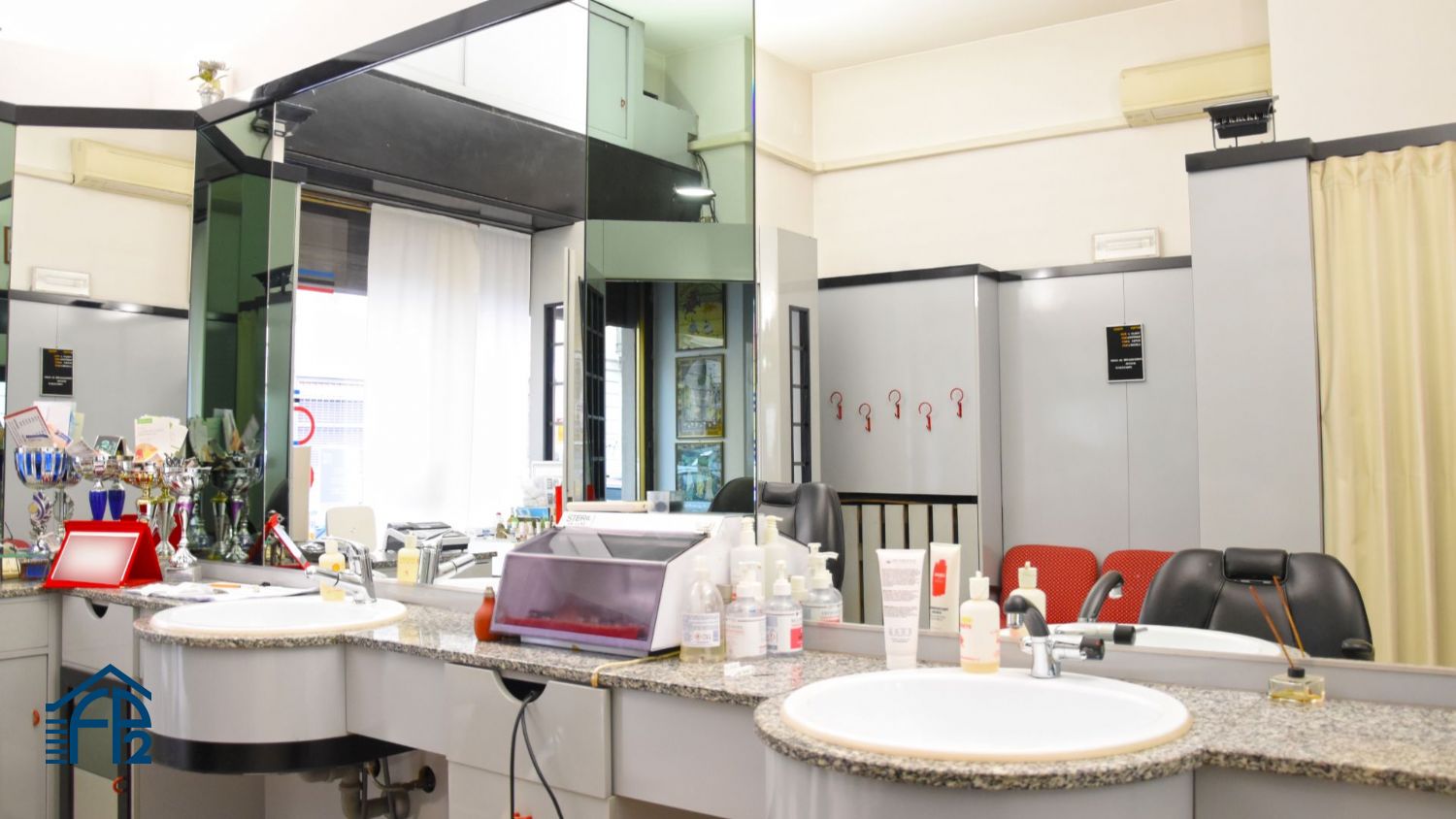 Negozio con una vetrina