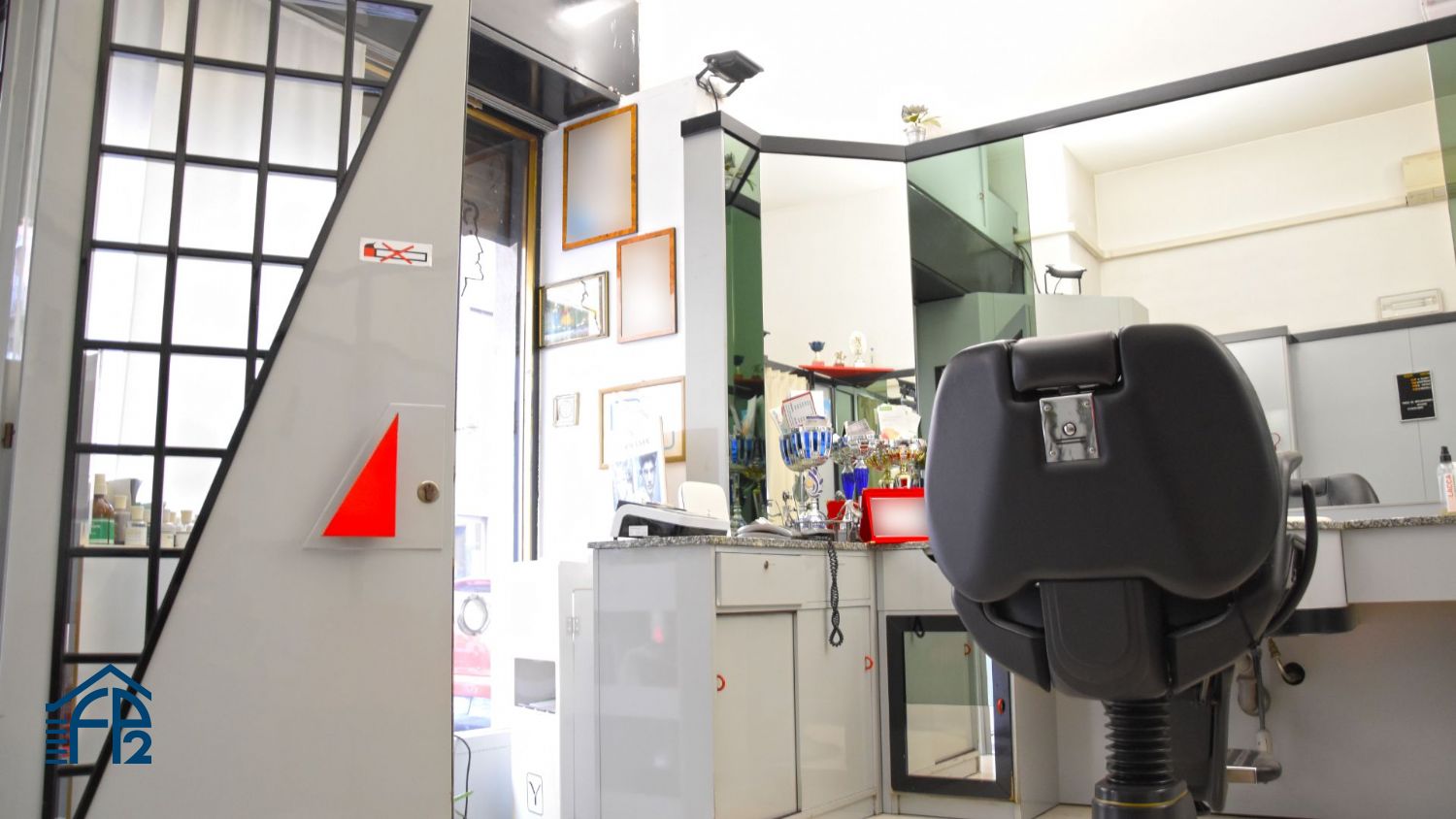 Negozio con una vetrina