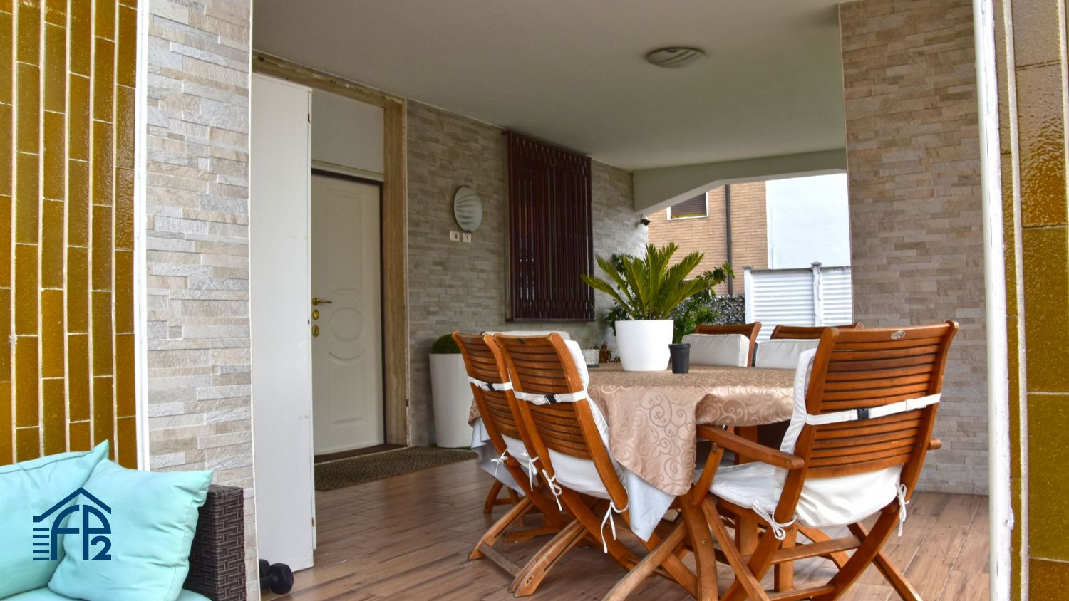 Porzione di Villa in Bifamiliare