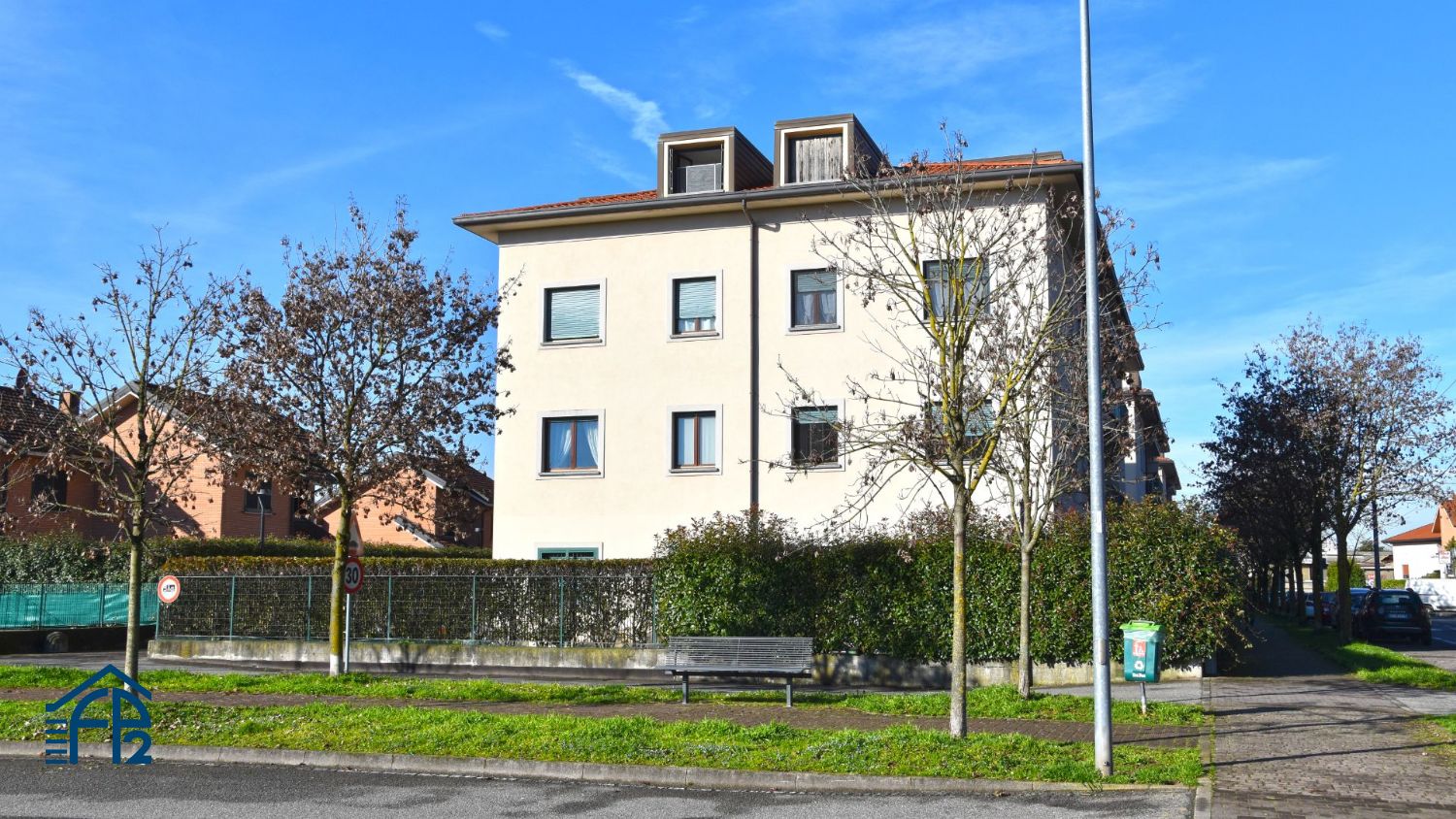 Bilocale Mansardato di Recente Costruzione