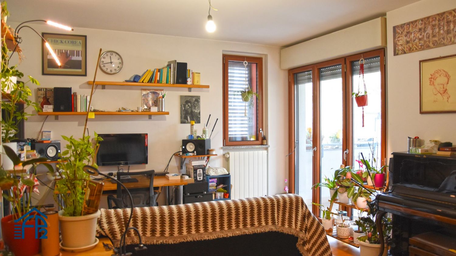 Bilocale con terrazzino