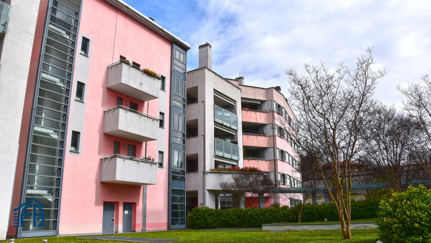 Bilocale con terrazzino