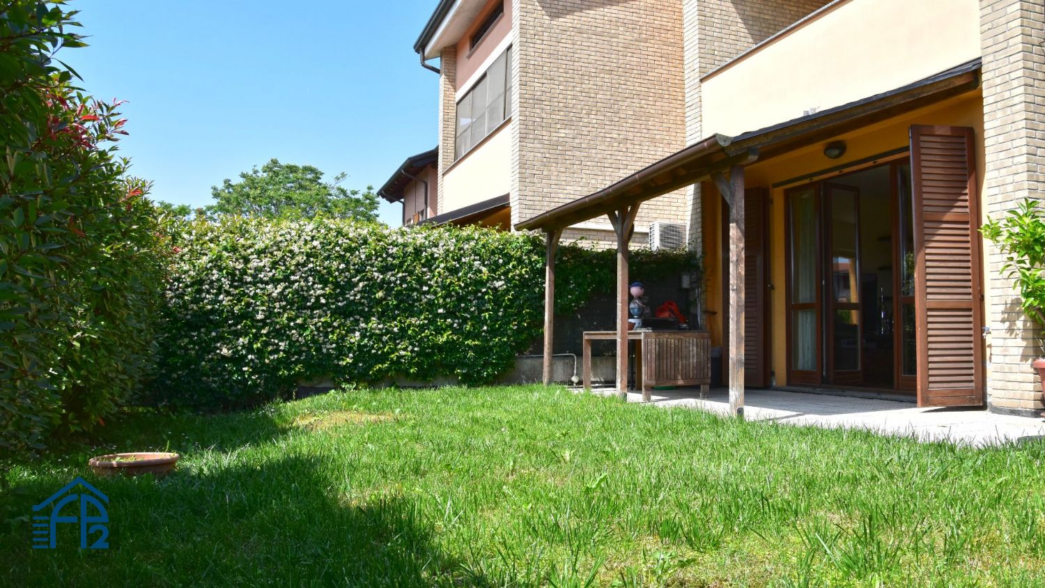 Villa  in Porzione Bifamiliare