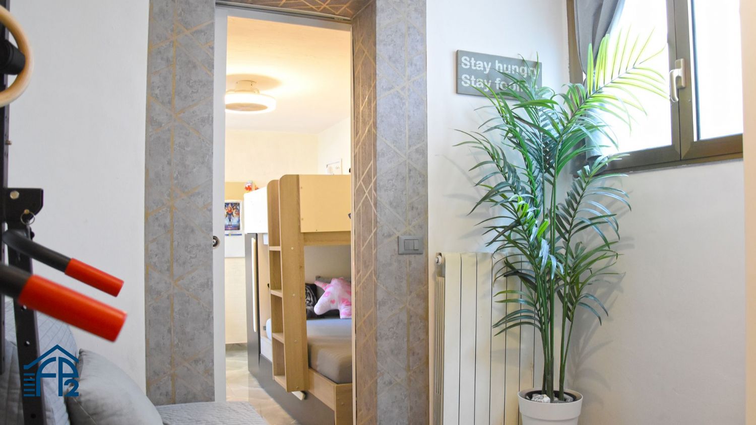 Porzione di  Villetta Bifamiliare con cortile privato